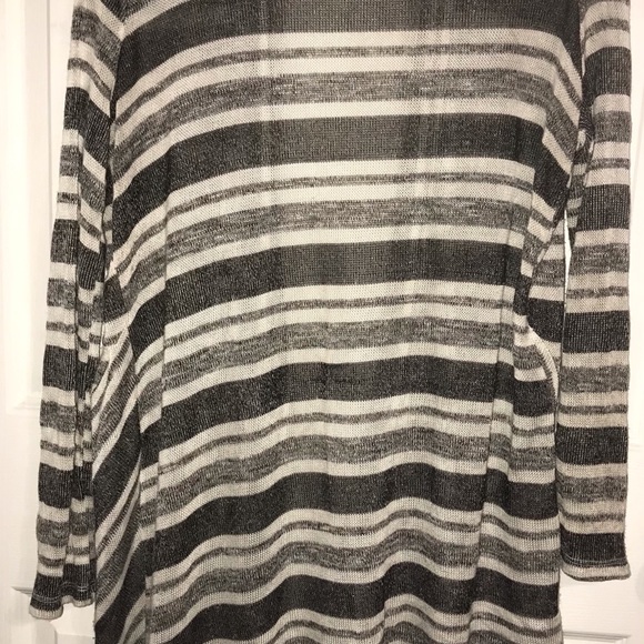 Sweater - Picture 2 of 3